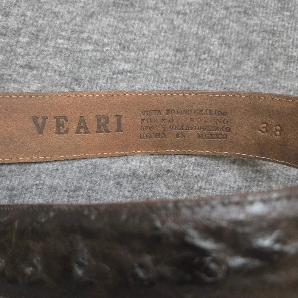 Veari brown ostrich